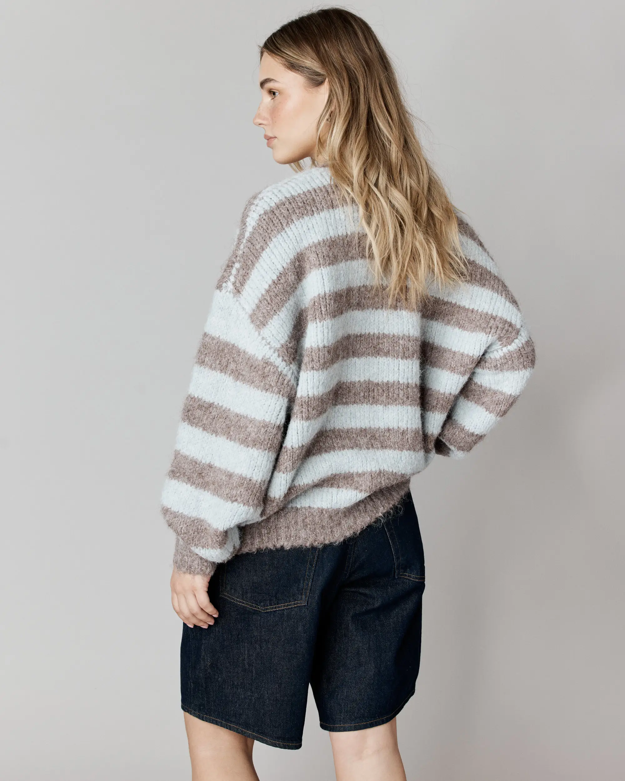 Pull à coupe ample Boréal rayé - Image 7